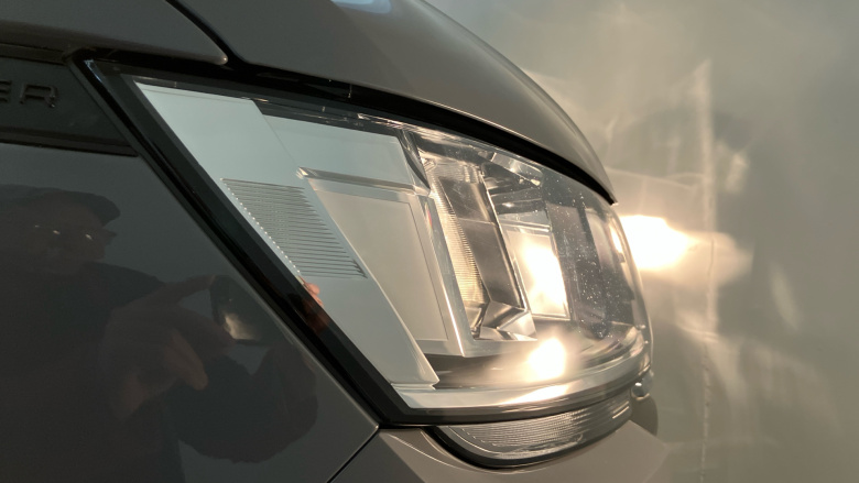 Volkswagen Transporter T32 Lwb Diesel 2.0 TDI 150 Highline Kombi Van